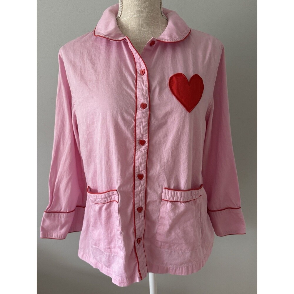 LAKE x Atlantic-Pacific Margot Pajama Top with Heart Applique Size‎ Medium